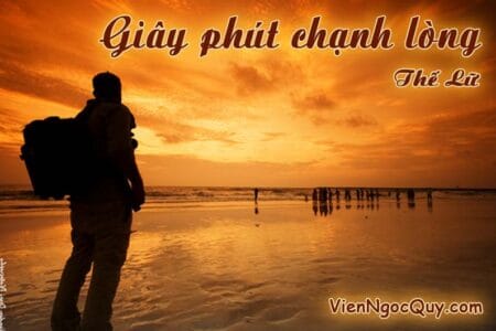 Giây phút chạnh lòng